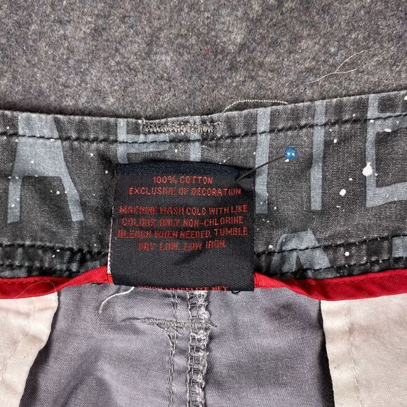 MMA Elite Shorts Mens 36 Gray Barbed Wire Print Cargo Y2K - Picture 11 of 15